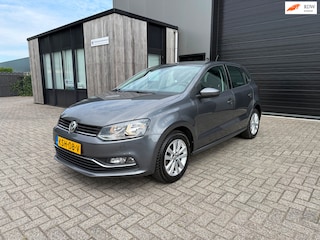 Volkswagen Polo 1.2 TSI Highline |AUTOMAAT|PDC| UNIEKE KM STAND|AIRCO|CRUISE|STOELVERWARMING|SCHERM|LM VELGEN|