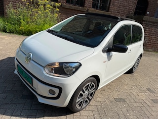 Volkswagen Up 1.0 up! Cup Edition BlueMotion Pannodak Veel Opties