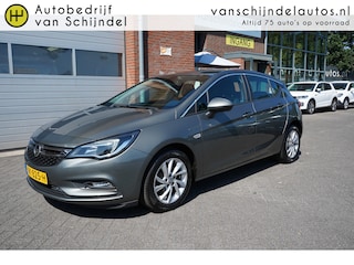 Opel Astra 1.0 Online Edition NL AUTO - NAVI - APPLE CARPLAY / ANDROID - PARKEERSENSOREN V+A - DAB+ - CRUISE - CLIMA - BLUETOOTH - 16 INCH L.M. VELGEN - 4 SEIZ. BANDEN