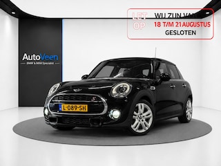 Mini Mini 2.0 Chili Serious Business (PANO, STOELVERWARMING, CAMERA, GOED ONDERHOUDEN)