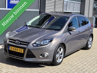 Ford Focus 1.0 EcoBoost 125pk Titanium schuif / kanteldak