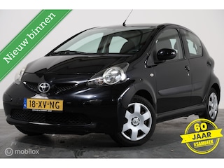 Toyota Aygo 1.0-12V - Goed onderhouden - Elektrische ramen - Radio