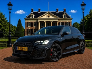 Audi A1 Sportback 35 TFSI S edition Edition one | AUTOMAAT! | STOELVERWARMING | CRUISE | PARK SENS | HALF LEDER | AMBIANT LIGHTS | LANE ASSIST