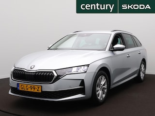 Skoda Octavia Combi 1.5 TSI First Edition Trekhaak / Virtual / Metallic