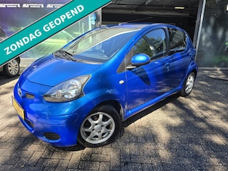 Toyota Aygo 1.0-12V Comfort Navigator | AUTOMAAT | 3/6 OF 12 MND GARANTIE | 2E EIGENAAR | AIRCO | NAVI |