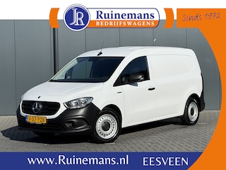 Mercedes-Benz Citan 112 Pro 51 kWh / L2H1 / TREKHAAK / 3-ZITS / **3.698 KM!!** / CAMERA / CRUISE / ECC / CARPLAY