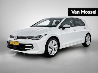 Volkswagen Golf 1.5 TSI Life Edition 116 PK | Trekhaak | Elektrisch verstelbare bestuurdersstoel | LED Koplampen | Apple Carplay | Android Auto | Camera | Stoelverwarming | Parkeersensoren | Adaptieve cruise control | 17" Lichtmetalen velgen |