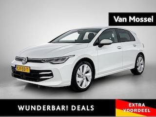 Volkswagen Golf 1.5 TSI Life Edition 116 PK | Trekhaak | Elektrisch verstelbare bestuurdersstoel | LED Koplampen | Apple Carplay | Android Auto | Camera | Stoelverwarming | Parkeersensoren | Adaptieve cruise control | 17" Lichtmetalen velgen |