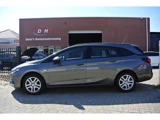 Opel Astra Sports Tourer 1.2 Business Edition airco inruil mogelijk