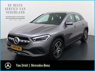 Mercedes-Benz GLA 180 Luxury Line | Pano Memory Multibeam Sfeer Keyless