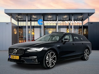 Volvo V90 T8 Recharge Ultra Dark | 20" | Luchtvering | Geventileerd Nappa | Stoelmassage | Bowers & Wilkins | Trekhaak | 360 Camera | Gelamineerd & Getint Glas | Head-Up | Panoramadak | Lederen interieurdelen