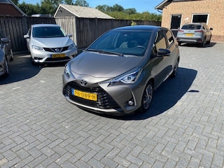 Toyota Yaris 1.5 Hyb. Executive NAVI LEER PANORAMA NL-AUTO