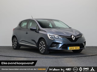 Renault Clio 1.6 E-Tech Hybrid 140 Zen | Trekhaak | Stoelverwarming | Climate control | Cruise control | Parkeersensoren achter | Apple carplay/Android auto |
