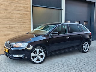 Skoda Rapid Spaceback 1.2 TSI Greentech Elegance Bns Pro Navi Trekhaak PDC 17"