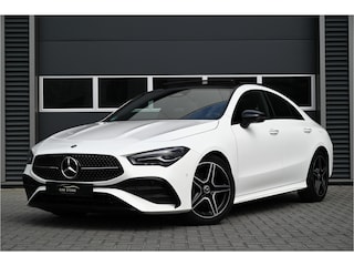 Mercedes-Benz CLA 180 AMG / PANO / NIGHT / SFEERVERLICHTING / 360 CAMERA / LED / FACELIFT