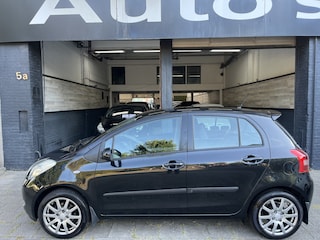 Toyota Yaris 1.3 VVTi Sol Automaat Airco Leer