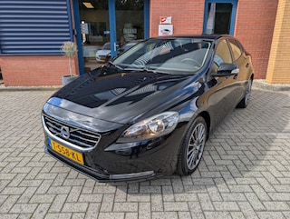 Volvo V40 2.0 T2 KINETIC, Airco, Cruise, Achteruitrij camera