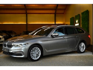 BMW 5-serie Touring 530i Luxury Line Individual - Bowers & Wilkins - ACC - Nappaleder - Keyless - HUD - Panoramadak