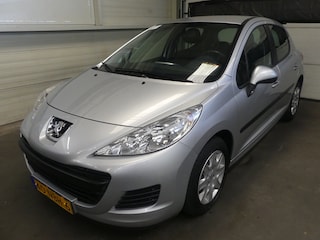 Peugeot 207 1.4 VTi X-line - Trekhaak - Weinig Km Nap