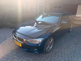 BMW 3-serie Touring 320i xDrive | MOTOR PROBLEEM | EXPORT | HANDEL |