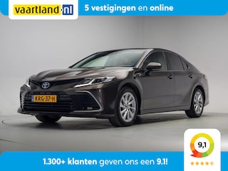 Toyota Camry 2.5 Hybrid Comfort [ LED Camera Lane-assist Clima ]