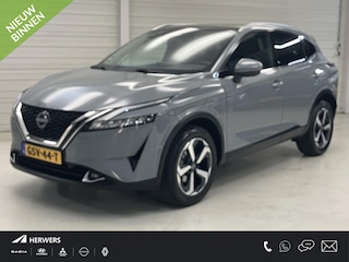 Nissan Qashqai 1.3 MHEV Xtronic N-Connecta / Dealer Onderhouden / All Seasonbanden / Trekhaak 1800 KG / Navigatie / Stoel- en Stuurverwarming / Verwarmde Voorruit / Elektrische Achterklep / Panoramadak / 360 Graden Camera / Climate Control /