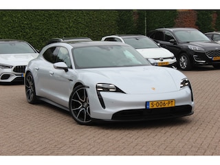 Porsche Taycan 93 kWh / SoH 94,1% / Panoramadak / 360Camera / Luchtvering / Sportchrono / 21'' / Adaptieve Stoelen / Bose / Stoel+Stuurverwarming / Dodehoek / DAB / ACC / Warmtepomp