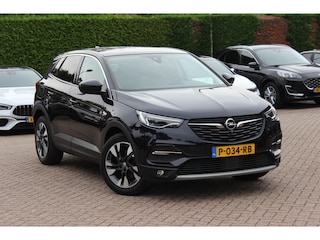 Opel Grandland X 1.2 Turbo Innovation / Trekhaak / Panoramadak / CarPlay / Keyless / 18'' / Stoelverwarming / Dodehoek / DAB / Cruise Control