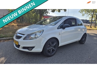 Opel Corsa 1.2-16V '111' Edition LEUKE EN TOP ONDER HOUDEN