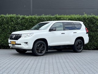 Toyota Land Cruiser 2.8 D-4D-F Comfort High Roof Window Van, EURO 6, NAVIGATIE, KEYLESS, CRUISE CONTROL, CLIMATE CONTROL, TREKHAAK, AUTO LIER, LICHTMETAAL 16"