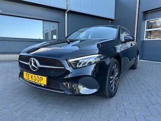 Mercedes-Benz A250e Plug-in Hybride met airco, PDC, Apple CarPlay, achteruitrijcamera