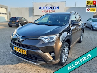 Toyota RAV4 2.5 Hybrid Style zeer complete en nette RAV met leren bekleding en trekhaak!