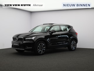 Volvo XC40 T4 21PK Plug in Hybrid Inscription / Panoramisch Dak / Leder / 19" / Harman Kardon / Elektrisch Verst. Stoelen / Stuur+Stoel Verwarming / Adaptive Cruise /