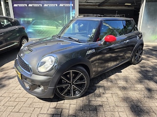 Mini Mini 3-Deurs 1.6 10 Years II | 2E EIGENAAR | 3/6 OF 12MND GARANTIE | PANO | CARPLAY | LMV |