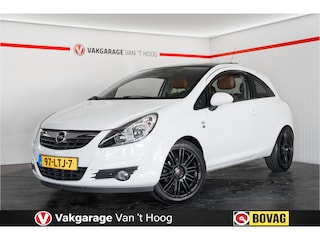 Opel Corsa 1.2-16V '111' Edition Automaat,Leder,Panoramadak,17' inch Lm velgen