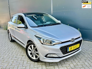 Hyundai i20 /Airco/Cruise/Panoramadak/Bleutooth 1.2 HP i-Motion Premium