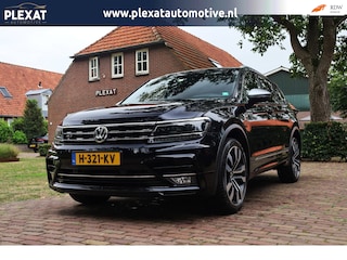 Volkswagen Tiguan 2.0 TSI 4Motion Highline Business R 7p. Aut. | 3x R-line | Adaptief | Stoelverwarming | Panorama | HUD