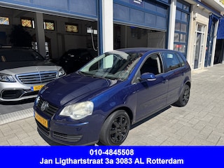 Volkswagen Polo 1.4-16V Turijn AUTOMAAT/AIRCO