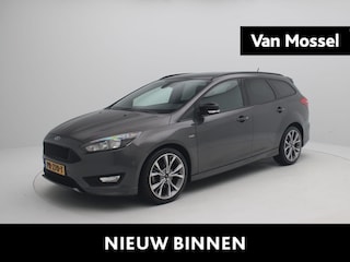 Ford Focus Wagon 1.5 ST-Line 182 | Trekhaak | Navigatie | Parkeersensoren | Camera