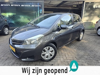 Toyota Yaris 1.3 VVT-i Aspiration | 2E EIGENAAR | 3/6 OF 12MND GARANTIE | NAVI | CAMERA | AIRCO | NW APK |