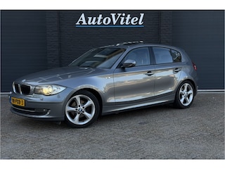 BMW 116i EffDyn. | Panodak | Sportleder | Stoelverwarming | PDC A | Clima