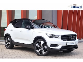 Volvo XC40 T5 Recharge R-Design | Stoelverwarming | Trekhaak | Parkeercamera | H/K | Glossy Black | Keyless