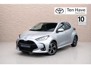 Toyota Yaris 1.5 Hybrid 115 Dynamic Automaat | Buitenspiegels automatisch inklapbaar | Stoelen, stoelverwarming voorstoelen | Stuurwiel, met stuurwielverwarming | Blind Spot Monitor (BSM); dodehoekdetectie | Safe