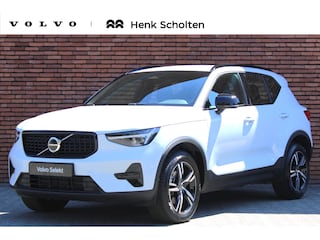 Volvo XC40 2.0 B4 Plus Dark | Trekhaak, inklapbaar | Stoel-/ stuurwielverwarming | Elektrisch verstelbare voorstoelen met geheugenfunctie | Adaptieve cruise control | 18 inch. lichtmetalen velgen | BLIS | All-season banden | Apple carplay/ Android auto | Pilot assist