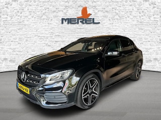 Mercedes-Benz GLA 180 Business Solution AMG | Pano | Night | Keyless | Camera