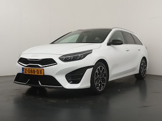 Kia Ceed Sportswagon 1.5 T-GDi GT-Line Automaat - Climate Control - Kantel / Schuifdak - Navigatie - Achteruitrijcamera - Elektrische Achterklep - Fabrieksgarantie tot 03-2031