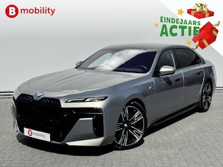 BMW i7 xDrive60 106 kWh M-Sport Pro Panoramadak NL Auto! | Bowers&Wilkins | Driving Assistand Professional | Stoel/ stuurverwarming | 360 Camera | Head-Up Display