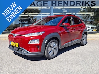 Hyundai Kona EV Fashion 64 kWh | SOH: 95,1% | 3 Fase | Warmtepomp | LED | Blindspot | Stoelverwarming | All Season | HUD |