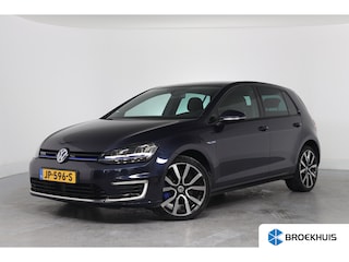 Volkswagen Golf 1.4 TSI GTE | Goed Onderhouden! | LED | Camera | Clima | Navi | Sfeerverlichting | Cruise Adaptive | 18'' Lichtmetalen Velgen | Parkeersensoren V+A