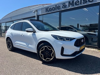 Ford Kuga 2.5 PHEV 243pk e-CVT ST-Line , Panodak , trekhaak , 2100 kg trekgewicht , carplay